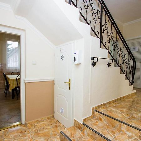 Jarja Panzio Hotel Hajdúszoboszló Екстериор снимка