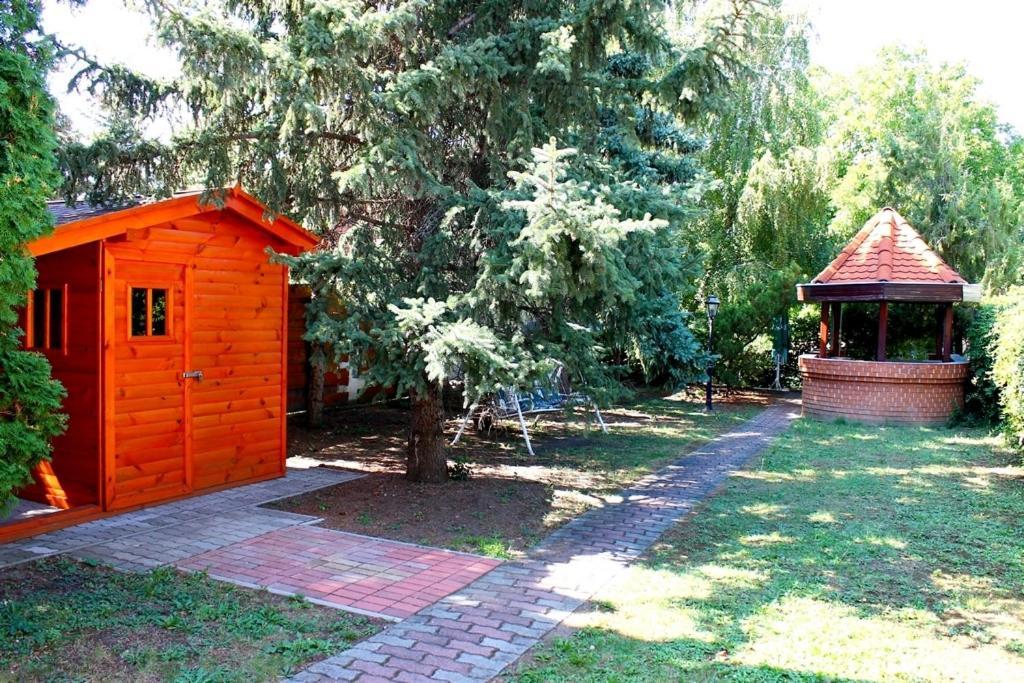 Jarja Panzio Hotel Hajdúszoboszló Екстериор снимка